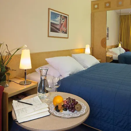 Austria Trend Europa Hotel 4*