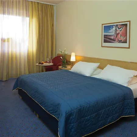 Austria Trend Europa Hotel 4*